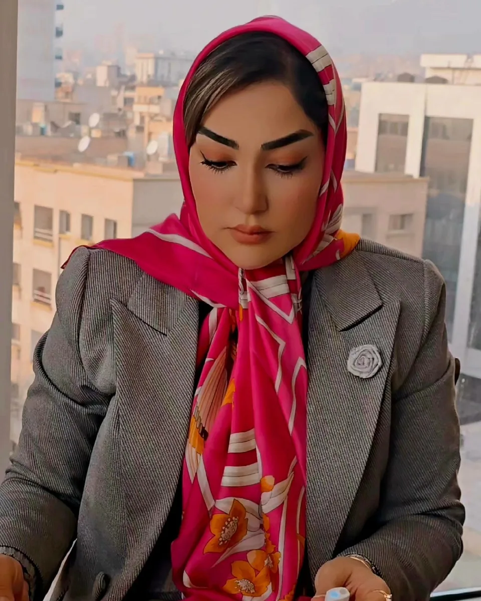 هستی رحمتی، وکیل پایه یک دادگستری